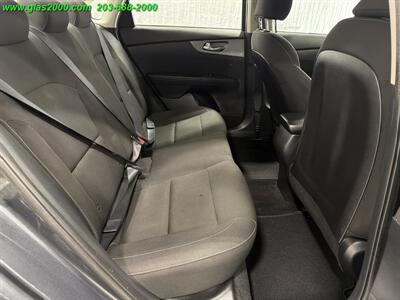 2021 Kia Forte FE - Photo 10 - Bethany, CT 06524