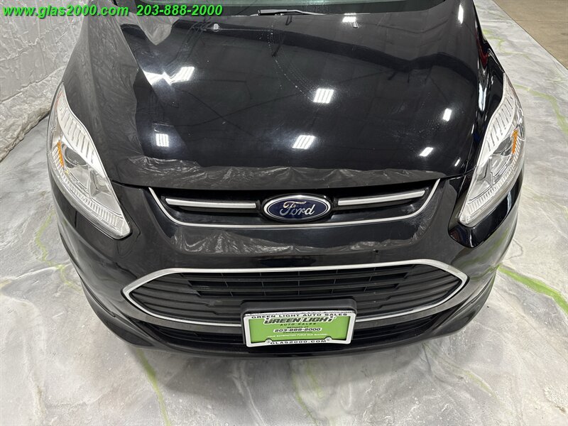 2017 Ford C-MAX Hybrid SE   - Photo 18 - Bethany, CT 06524