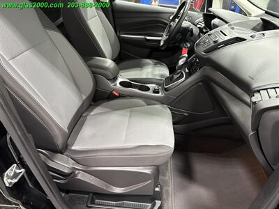 2017 Ford C-MAX Hybrid SE   - Photo 5 - Bethany, CT 06524