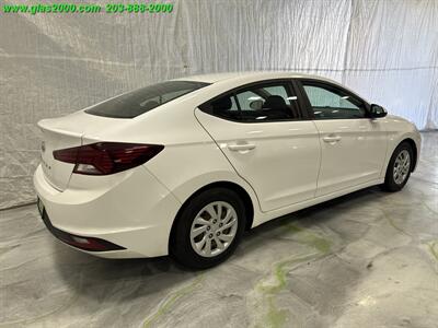 2019 Hyundai Elantra SE   - Photo 8 - Bethany, CT 06524