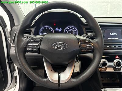 2019 Hyundai Elantra SE   - Photo 4 - Bethany, CT 06524
