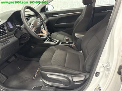 2019 Hyundai Elantra SE   - Photo 3 - Bethany, CT 06524
