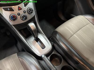 2016 Chevrolet Trax LT - Photo 9 - Bethany, CT 06524