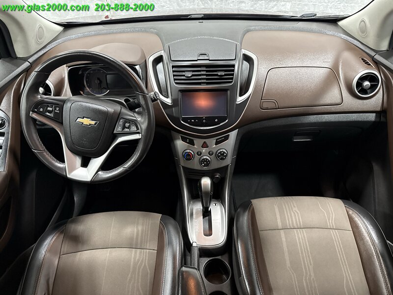 2016 Chevrolet Trax LT - Photo 6 - Bethany, CT 06524