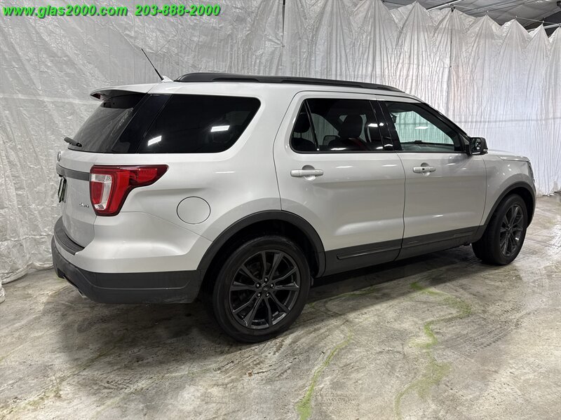 2018 Ford Explorer XLT - Photo 8 - Bethany, CT 06524