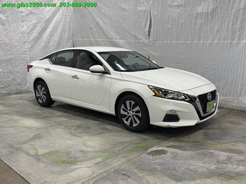 2020 Nissan Altima 2.5 S - Photo 2 - Bethany, CT 06524