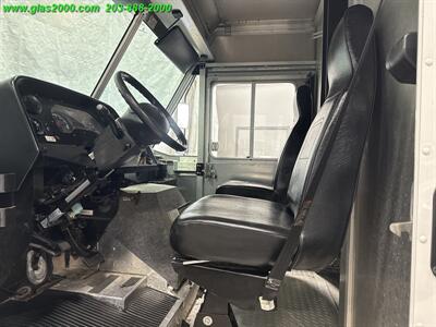 2009 Ford E-Series Van 450   - Photo 19 - Bethany, CT 06524