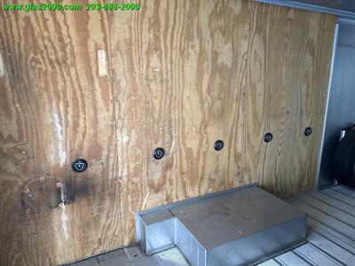 2009 Ford E-Series Van 450   - Photo 9 - Bethany, CT 06524