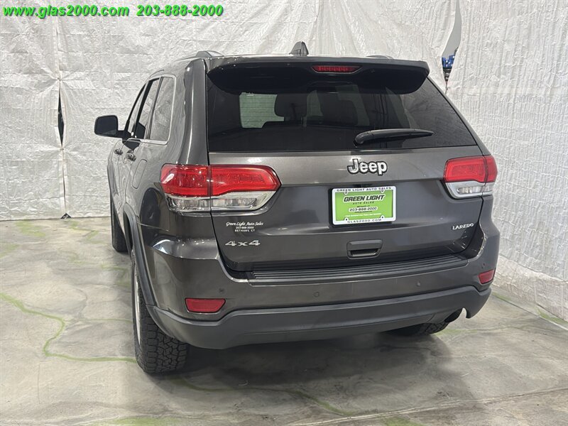 2016 Jeep Grand Cherokee Laredo - Photo 32 - Bethany, CT 06524