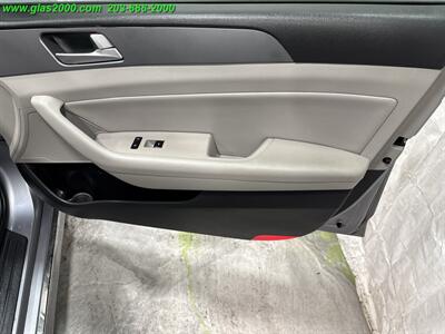 2016 Hyundai SONATA Hybrid SE - Photo 26 - Bethany, CT 06524