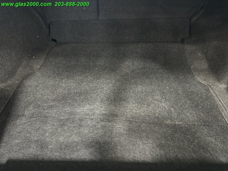 2017 Subaru Legacy 2.5i Limited - Photo 15 - Bethany, CT 06524