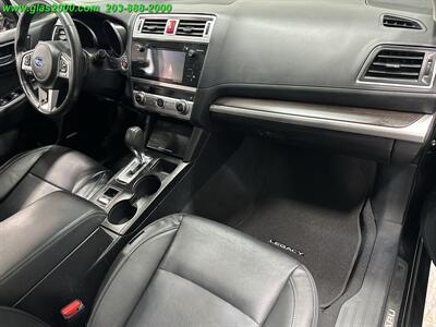 2017 Subaru Legacy 2.5i Limited - Photo 5 - Bethany, CT 06524