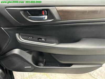 2017 Subaru Legacy 2.5i Limited - Photo 26 - Bethany, CT 06524