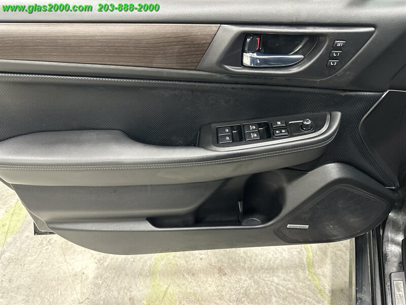 2017 Subaru Legacy 2.5i Limited - Photo 25 - Bethany, CT 06524
