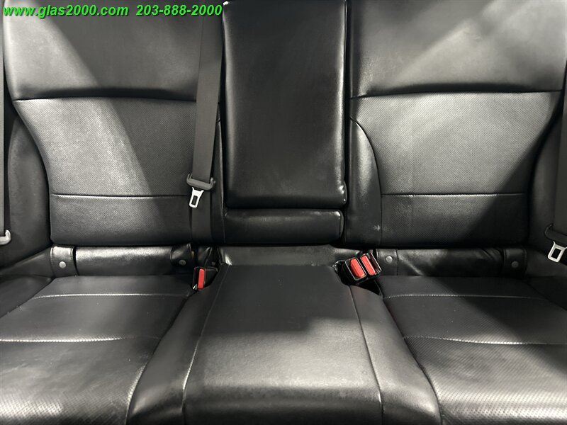 2017 Subaru Legacy 2.5i Limited - Photo 30 - Bethany, CT 06524