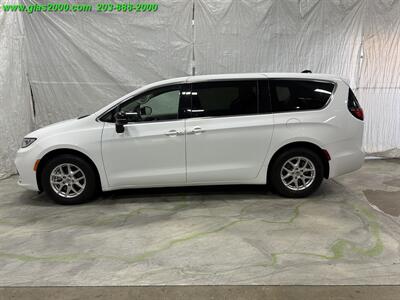 2024 Chrysler Pacifica Touring L - Photo 13 - Bethany, CT 06524