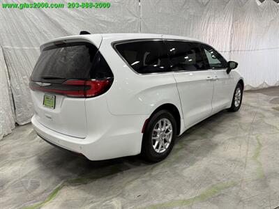 2024 Chrysler Pacifica Touring L - Photo 8 - Bethany, CT 06524