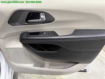2024 Chrysler Pacifica Touring L - Photo 26 - Bethany, CT 06524