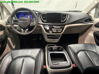 2024 Chrysler Pacifica Touring L - Photo 6 - Bethany, CT 06524