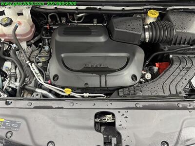 2024 Chrysler Pacifica Touring L - Photo 12 - Bethany, CT 06524