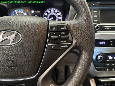 2016 Hyundai Sonata Hybrid SE   - Photo 23 - Bethany, CT 06524