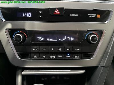 2016 Hyundai Sonata Hybrid SE   - Photo 17 - Bethany, CT 06524