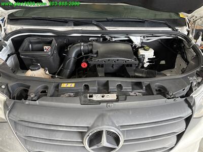 2020 Mercedes-Benz Sprinter Crew 144 WB   - Photo 12 - Bethany, CT 06524