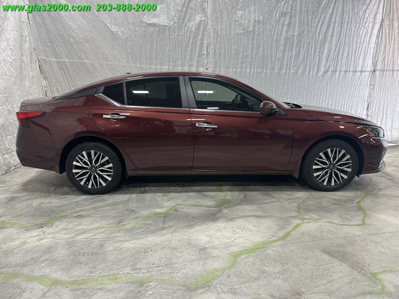 2023 Nissan Altima 2.5 SV - Photo 14 - Bethany, CT 06524