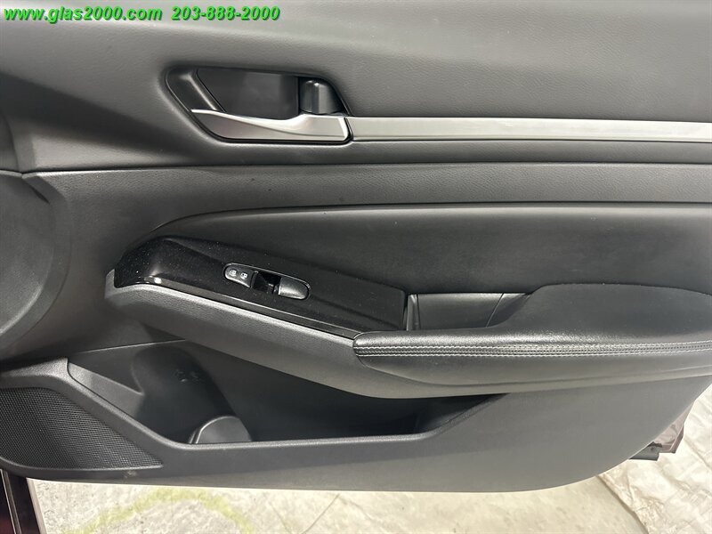 2023 Nissan Altima 2.5 SV - Photo 26 - Bethany, CT 06524