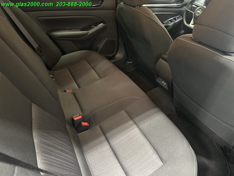 2023 Nissan Altima 2.5 SV - Photo 10 - Bethany, CT 06524