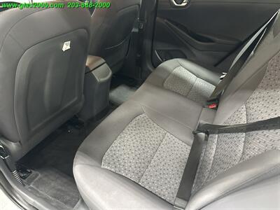 2019 Hyundai IONIQ Blue   - Photo 9 - Bethany, CT 06524