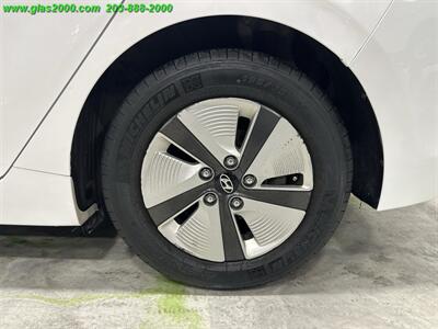 2019 Hyundai IONIQ Blue   - Photo 16 - Bethany, CT 06524