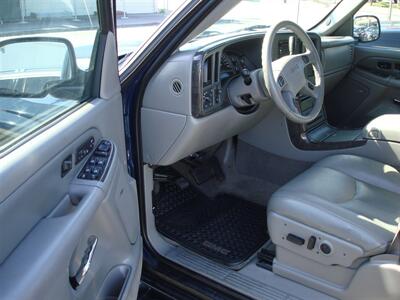 2005 GMC Yukon Denali   - Photo 8 - Santa Cruz, CA 95062