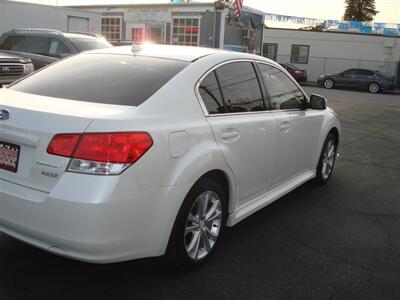 2014 Subaru Legacy 2.5i Premium   - Photo 4 - Santa Cruz, CA 95062