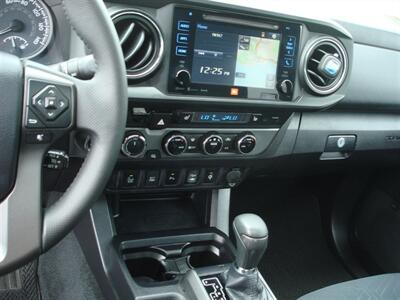 2016 Toyota Tacoma TRD Off-Road  4 WHEEL DRIVE - Photo 11 - Santa Cruz, CA 95062