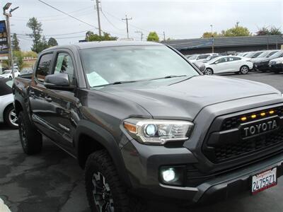 2016 Toyota Tacoma TRD Off-Road  4 WHEEL DRIVE - Photo 3 - Santa Cruz, CA 95062