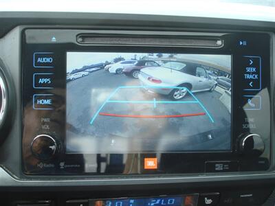 2016 Toyota Tacoma TRD Off-Road  4 WHEEL DRIVE - Photo 15 - Santa Cruz, CA 95062
