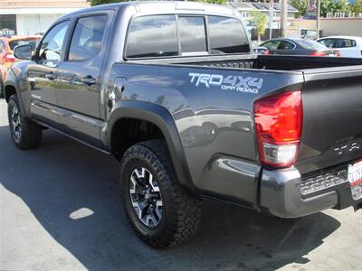 2016 Toyota Tacoma TRD Off-Road  4 WHEEL DRIVE - Photo 5 - Santa Cruz, CA 95062