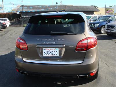 2012 Porsche Cayenne S   - Photo 5 - Santa Cruz, CA 95062