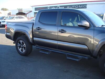 2018 Toyota Tacoma TRD Sport   - Photo 5 - Santa Cruz, CA 95062