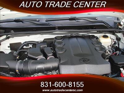 2013 Toyota 4Runner SR5   - Photo 15 - Santa Cruz, CA 95062