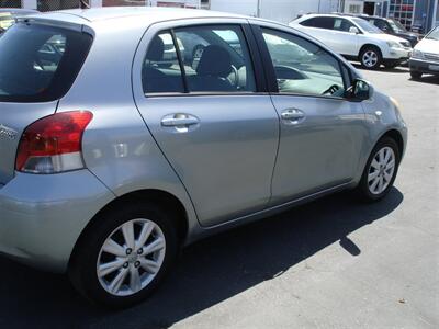 2010 Toyota Yaris  AUTO HATCHBACK - Photo 4 - Santa Cruz, CA 95062