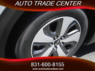 2017 Kia Niro FE HYBRID - Photo 11 - Santa Cruz, CA 95062