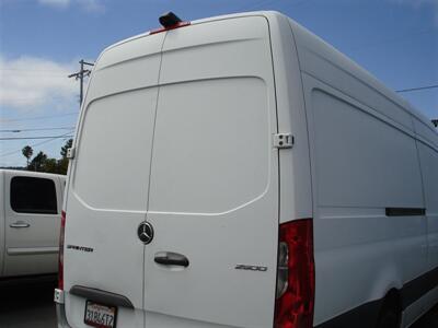 2019 Mercedes-Benz Sprinter 2500   - Photo 5 - Santa Cruz, CA 95062