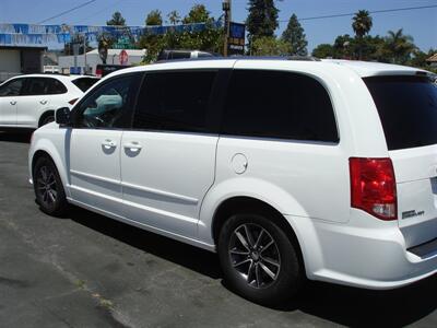 2016 Dodge Grand Caravan SXT   - Photo 6 - Santa Cruz, CA 95062