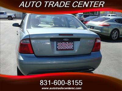 2005 Ford Focus ZX4 SE   - Photo 5 - Santa Cruz, CA 95062