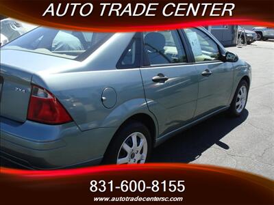 2005 Ford Focus ZX4 SE   - Photo 4 - Santa Cruz, CA 95062