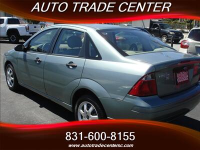 2005 Ford Focus ZX4 SE   - Photo 6 - Santa Cruz, CA 95062
