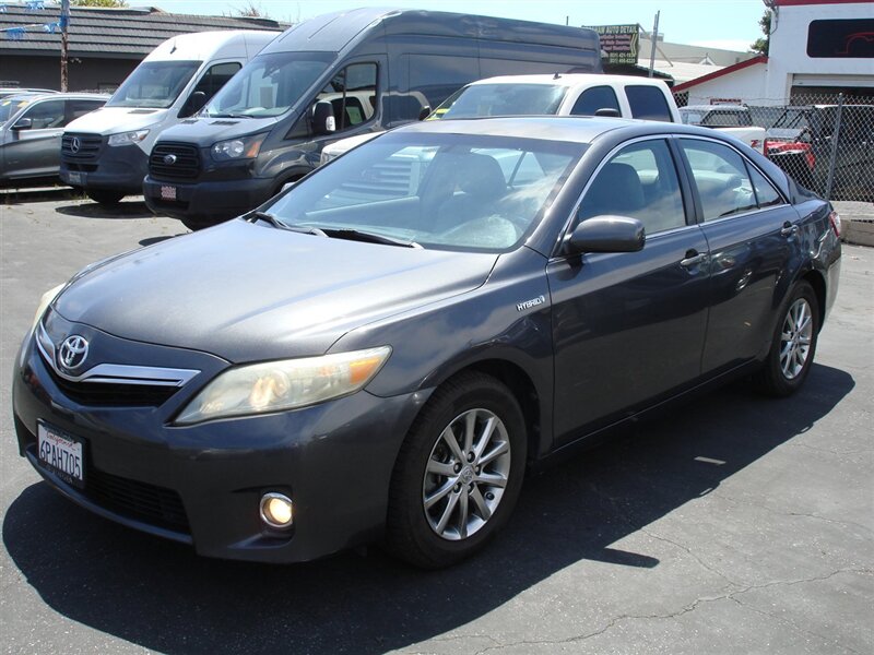2011 Toyota Camry Hybrid  