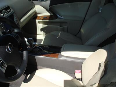 2011 Lexus IS   - Photo 12 - Santa Cruz, CA 95062